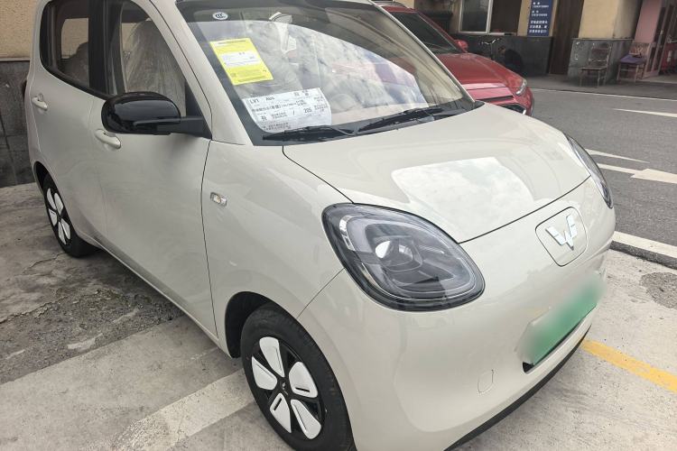 Used Wuling Hongguang MINIEV 2025 Four-Door Version Advanced Edition Exterior 2