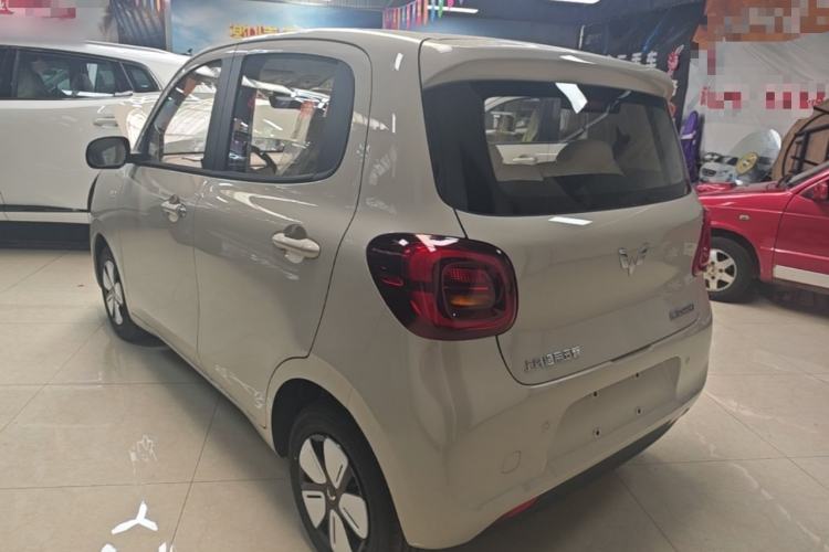 Used Wuling Hongguang MINIEV 2025 Four-Door Version Premium Edition Exterior 2