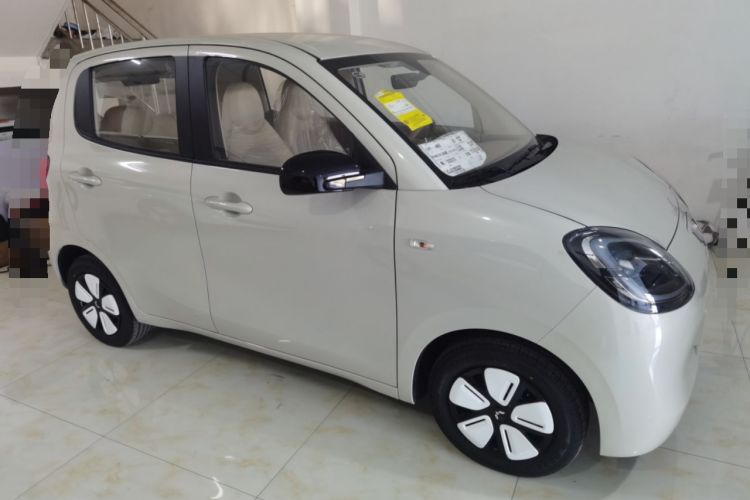 Used Wuling Hongguang MINIEV 2025 Four-Door Version Advanced Edition Exterior 2