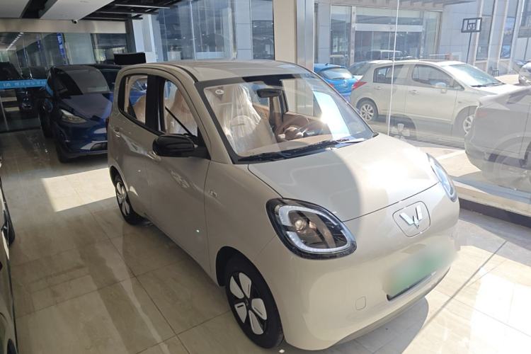 Used Wuling Hongguang MINIEV 2025 Four-Door Version Advanced Edition Exterior 2