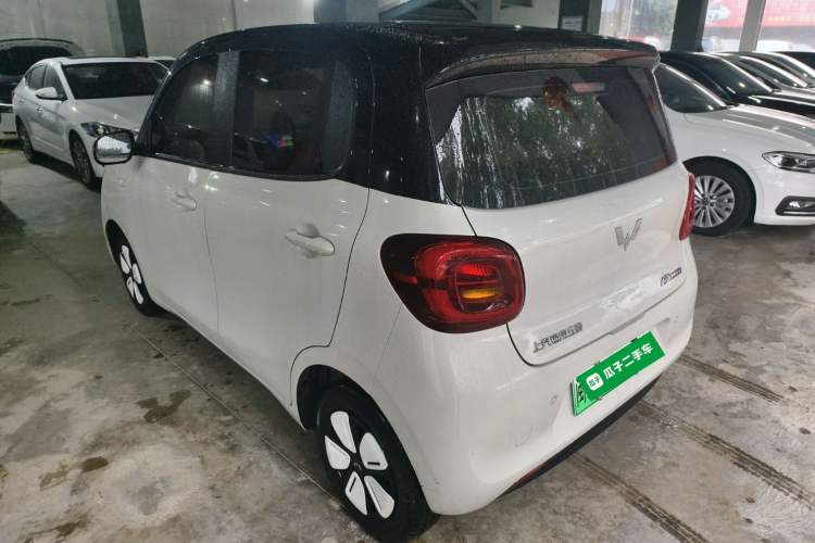 Used Wuling Hongguang MINIEV 2025 Four-Door Version Advanced Edition Exterior 2