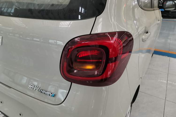Used Wuling Hongguang MINIEV  Exterior 3