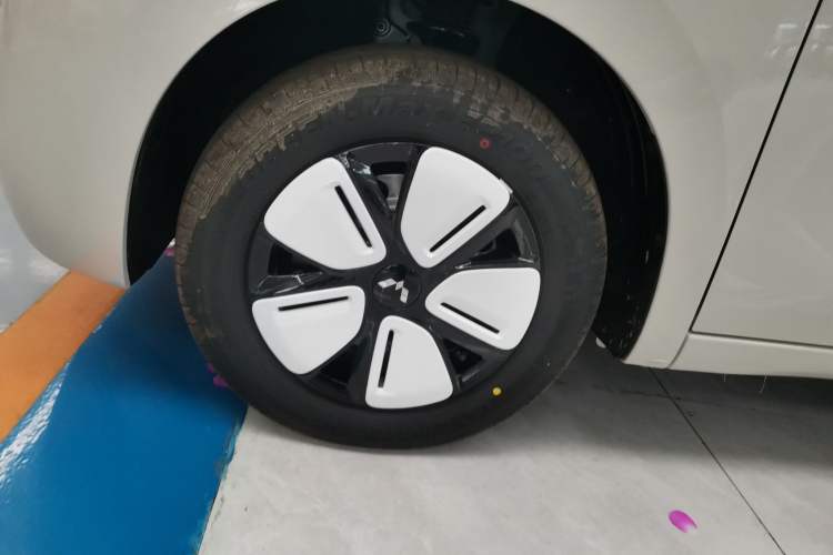 Used Wuling Hongguang MINIEV  Exterior 4
