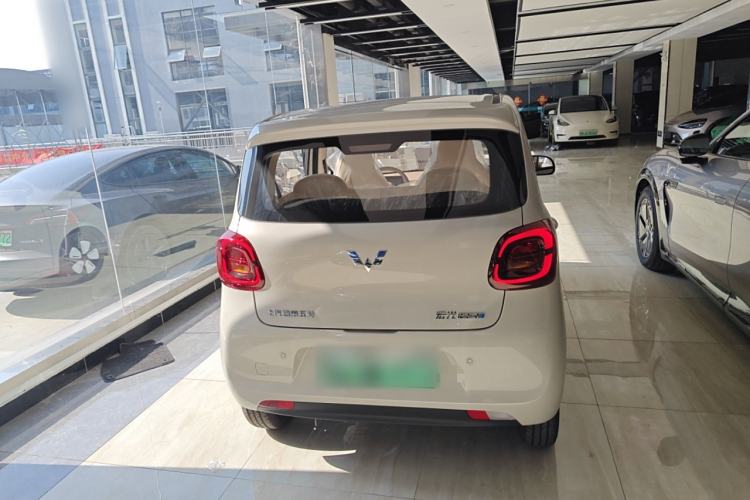 Used Wuling Hongguang MINIEV 2025 Four-Door Version Advanced Edition Exterior 4