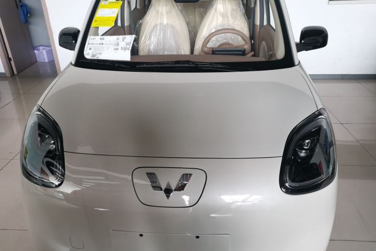 Used Wuling Hongguang MINIEV 2025 Four-Door Version Advanced Edition Exterior 5