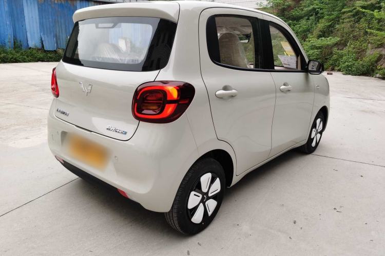 Used Wuling Hongguang MINIEV 2025 Four-Door Version Advanced Edition Exterior 5