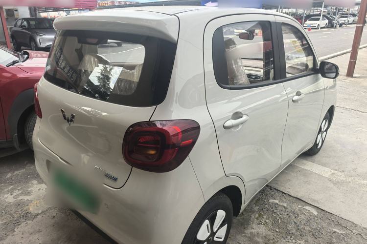 Used Wuling Hongguang MINIEV 2025 Four-Door Version Advanced Edition Exterior 5