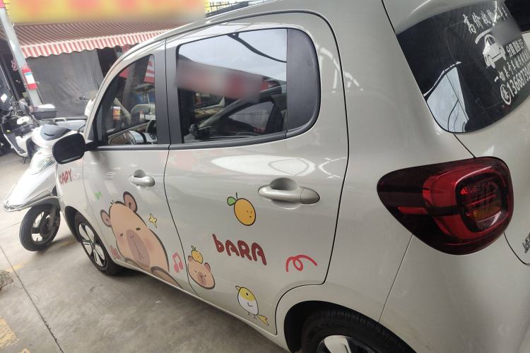 Used Wuling Hongguang MINIEV 2025 Four-Door Version Advanced Edition Exterior 5