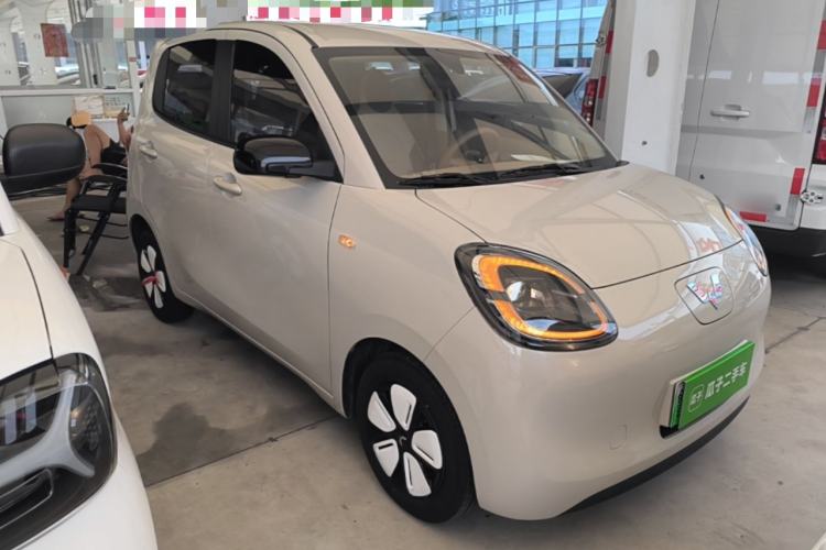 Used Wuling Hongguang MINIEV 2025 Four-Door Version Advanced Edition Front Right 45 Deg