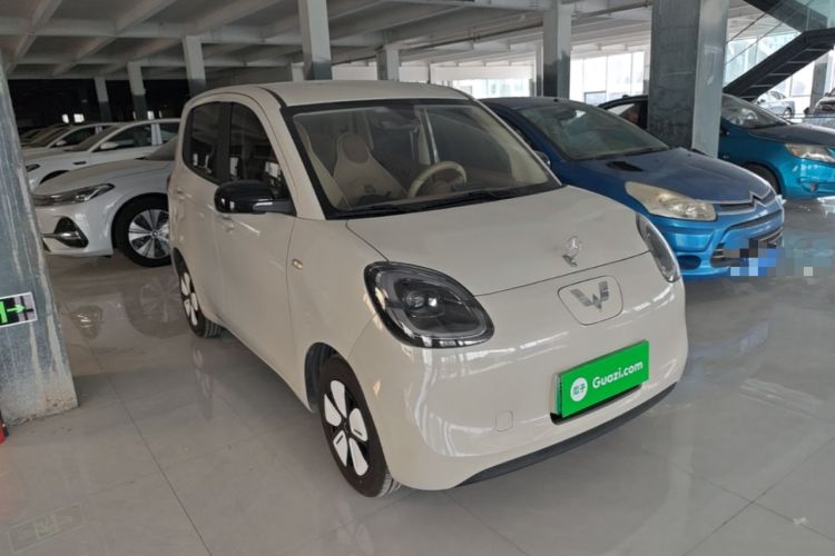 Used Wuling Hongguang MINIEV 2025 Four-Door Version Advanced Edition Front Right 45 Deg
