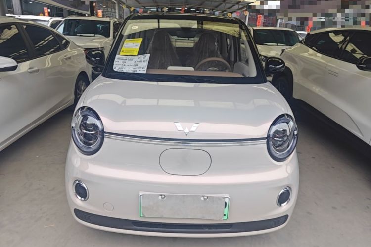 Used Wuling Hongguang MINIEV 2025 Four-Door Version Advanced Edition Front
