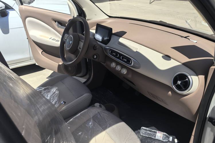 Used Wuling Hongguang MINIEV 2025 Four-Door Version Advanced Edition Gear Lever