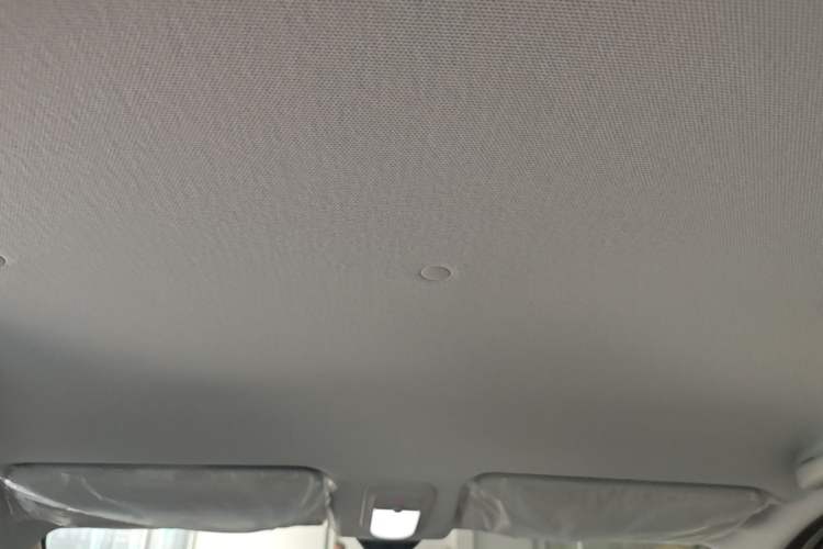 Used Wuling Hongguang MINIEV 2025 Four-Door Version Advanced Edition Headliner
