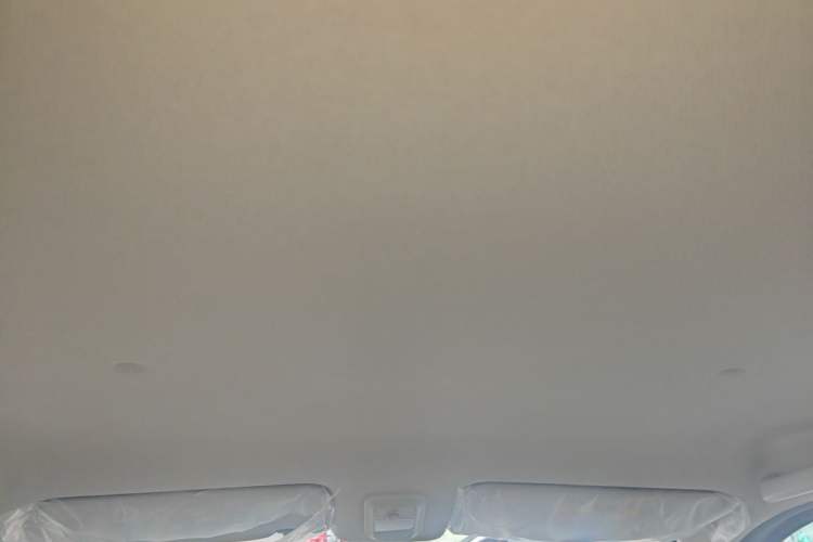 Used Wuling Hongguang MINIEV 2025 Four-Door Version Advanced Edition Headliner