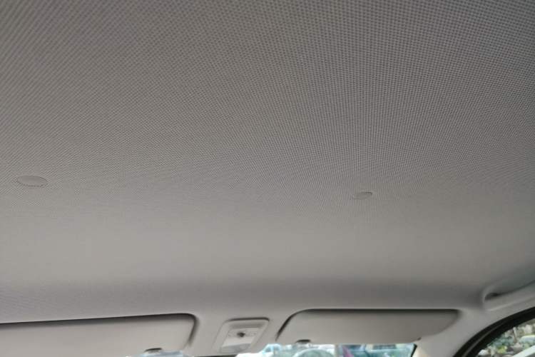 Used Wuling Hongguang MINIEV 2025 Four-Door Version Advanced Edition Headliner