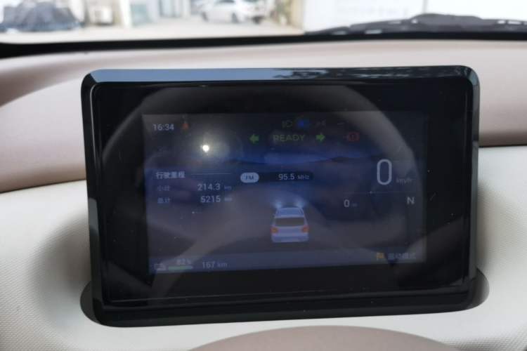 Used Wuling Hongguang MINIEV 2025 Four-Door Version Advanced Edition Instrument Cluster