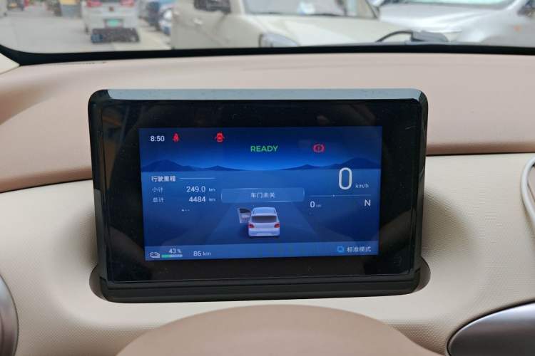 Used Wuling Hongguang MINIEV 2025 Four-Door Version Advanced Edition Instrument Cluster