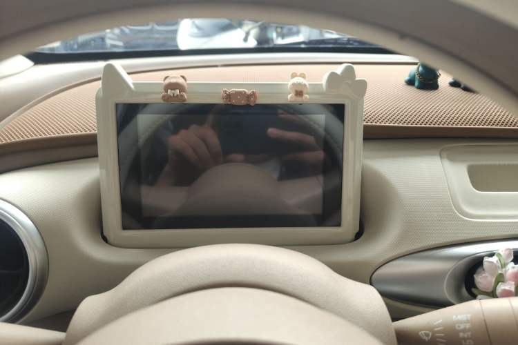 Used Wuling Hongguang MINIEV 2025 Four-Door Version Advanced Edition Instrument Cluster