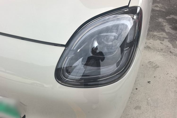 Used Wuling Hongguang MINIEV 2025 Four-Door Version Advanced Edition Left Front Headlight