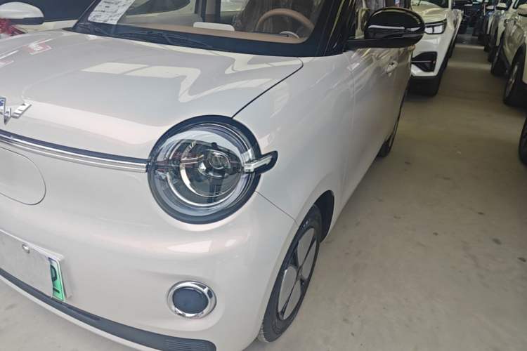 Used Wuling Hongguang MINIEV 2025 Four-Door Version Advanced Edition Left Front Headlight