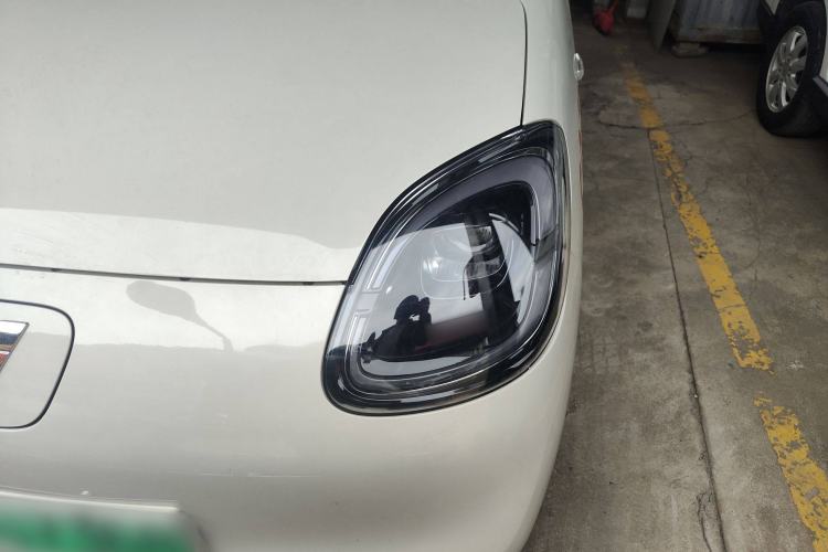 Used Wuling Hongguang MINIEV 2025 Four-Door Version Advanced Edition Left Front Headlight