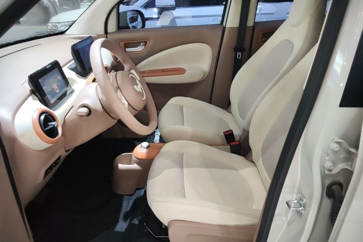Used Wuling Hongguang MINIEV 2025 Four-Door Version Zhenxiang+ Edition Left Front Seat