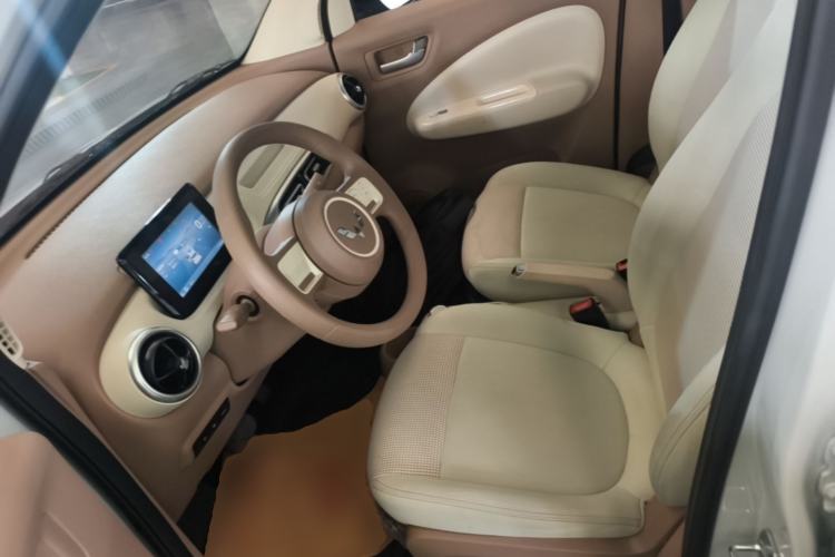 Used Wuling Hongguang MINIEV 2025 Four-Door Version Advanced Edition Left Front Seat