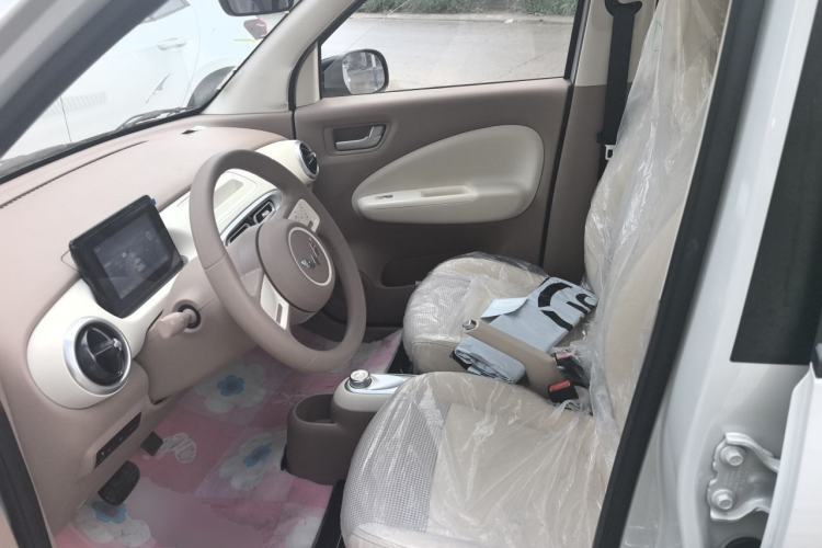 Used Wuling Hongguang MINIEV 2025 Four-Door Version Advanced Edition Left Front Seat