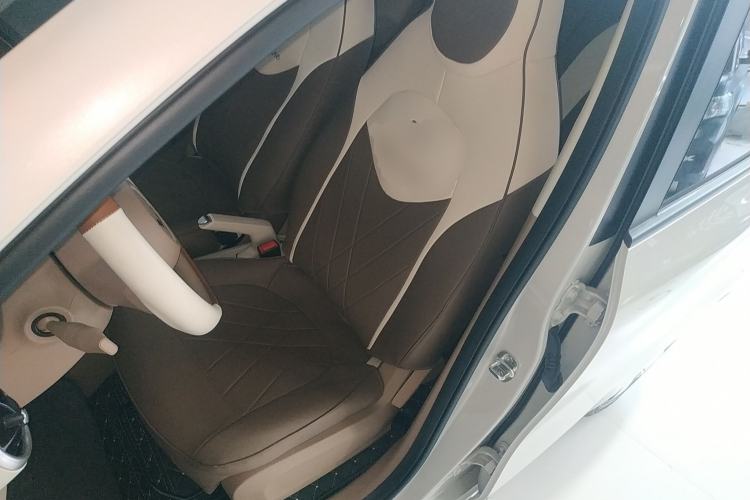 Used Wuling Hongguang MINIEV 2025 Four-Door Version Advanced Edition Left Front Seat
