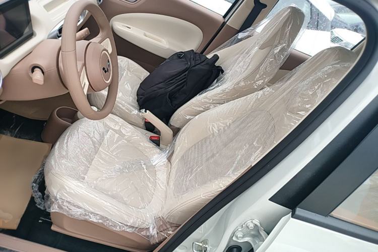 Used Wuling Hongguang MINIEV 2025 Four-Door Version Advanced Edition Left Front Seat