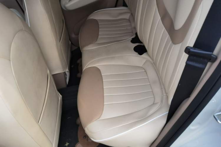 Used Wuling Hongguang MINIEV 2025 Four-Door Version Advanced Edition Left Rear Seat