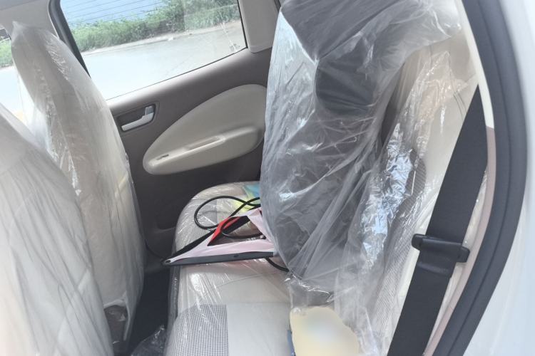 Used Wuling Hongguang MINIEV 2025 Four-Door Version Advanced Edition Left Rear Seat
