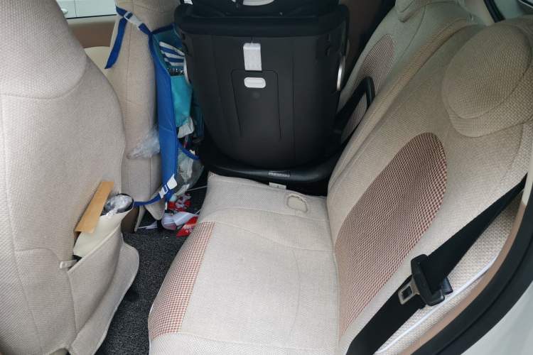 Used Wuling Hongguang MINIEV 2025 Four-Door Version Advanced Edition Left Rear Seat
