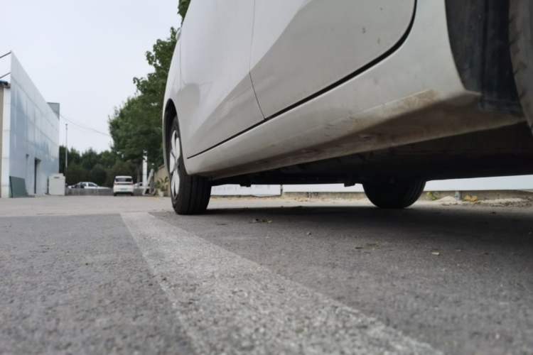 Used Wuling Hongguang MINIEV 2025 Four-Door Version Advanced Edition Left Side Sill