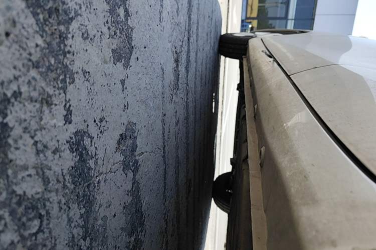 Used Wuling Hongguang MINIEV 2025 Four-Door Version Advanced Edition Left Side Sill