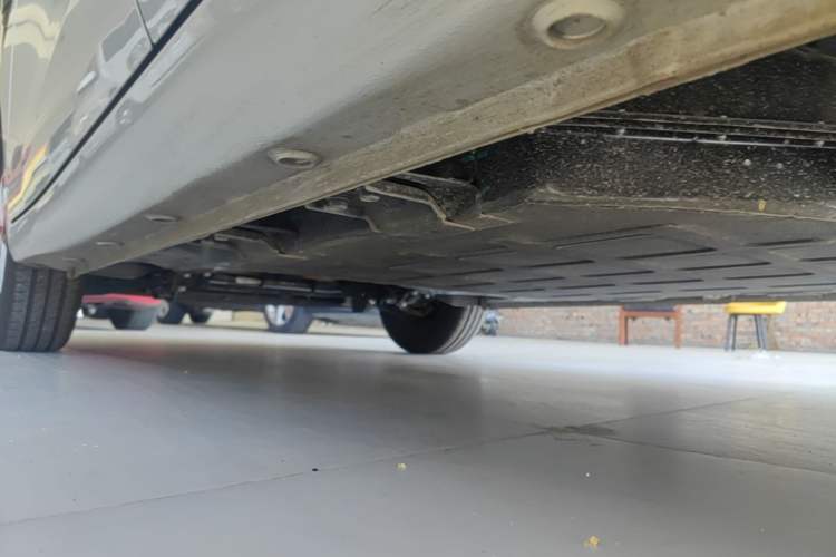 Used Wuling Hongguang MINIEV 2025 Four-Door Version Advanced Edition Left Side Sill