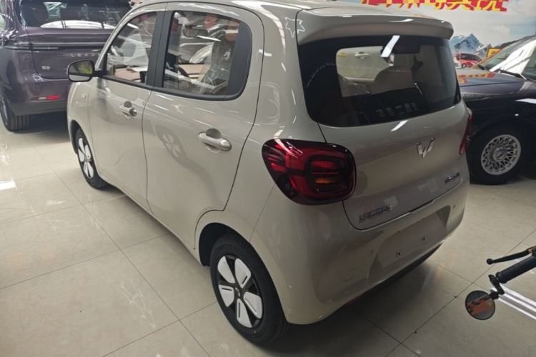 Used Wuling Hongguang MINIEV 2025 Four-Door Version Premium Edition Rear Left 45 Deg
