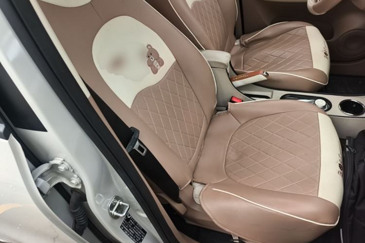 Used Wuling Hongguang MINIEV 2025 Four-Door Version Advanced Edition Right Front Seat