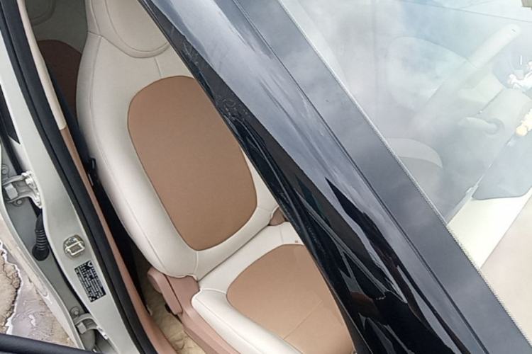 Used Wuling Hongguang MINIEV 2025 Four-Door Version Zhenxiang+ Edition Right Front Seat