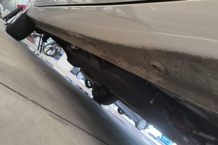 Used Wuling Hongguang MINIEV 2025 Four-Door Version Advanced Edition Right Side Sill