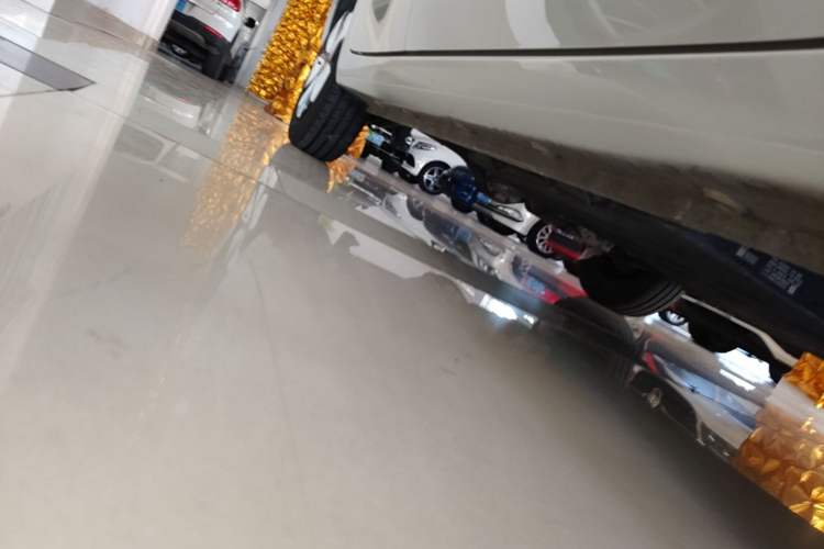 Used Wuling Hongguang MINIEV 2025 Four-Door Version Advanced Edition Right Side Sill