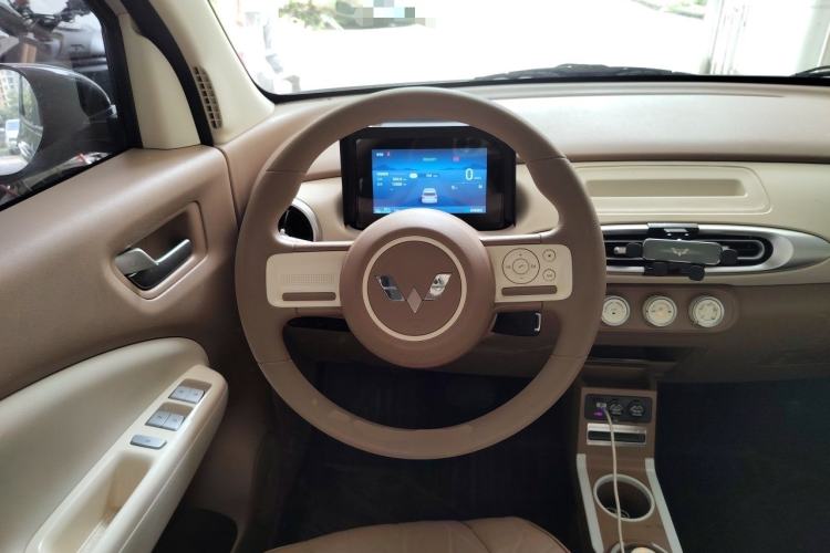 Used Wuling Hongguang MINIEV 2025 Four-Door Version Advanced Edition Steering Wheel