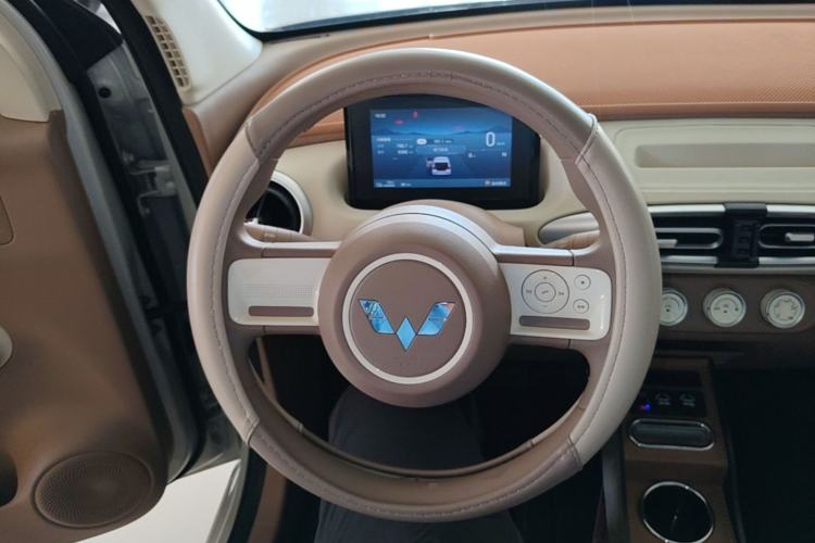 Used Wuling Hongguang MINIEV 2025 Four-Door Version Advanced Edition Steering Wheel