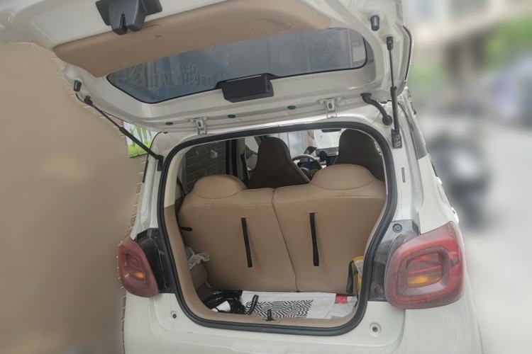 Used Wuling Hongguang MINIEV 2025 Four-Door Version Zhenxiang+ Edition Trunk