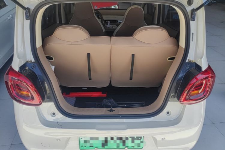 Used Wuling Hongguang MINIEV 2025 Four-Door Version Advanced Edition Trunk