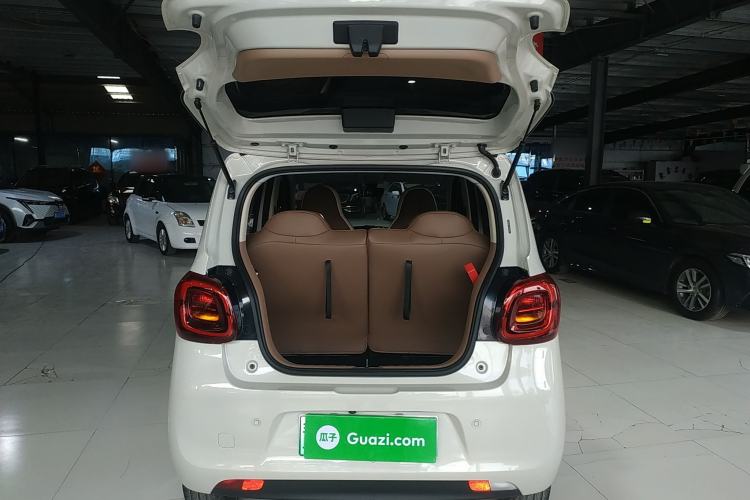 Used Wuling Hongguang MINIEV 2025 Four-Door Version Advanced Edition Trunk