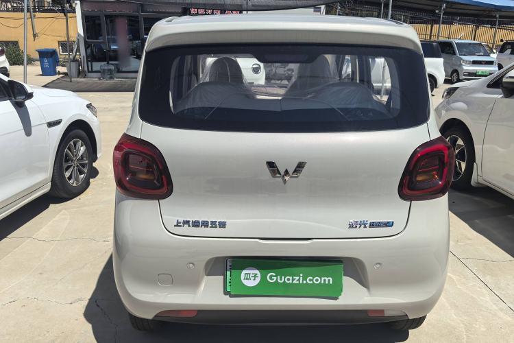 Used Wuling Hongguang MINIEV 2025 Four-Door Version Advanced Edition Trunk