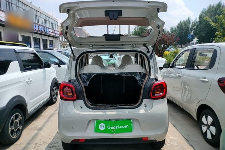 Used Wuling Hongguang MINIEV 2025 Four-Door Version Advanced Edition Trunk