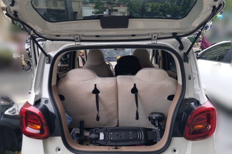Used Wuling Hongguang MINIEV 2025 Four-Door Version Advanced Edition Trunk