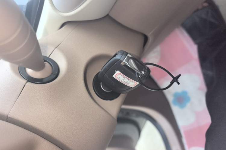 Used Wuling Hongguang MINIEV 2025 Four-Door Version Advanced Edition Vehicle Key